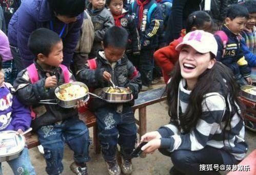 到处逛的娱乐圈吃瓜人